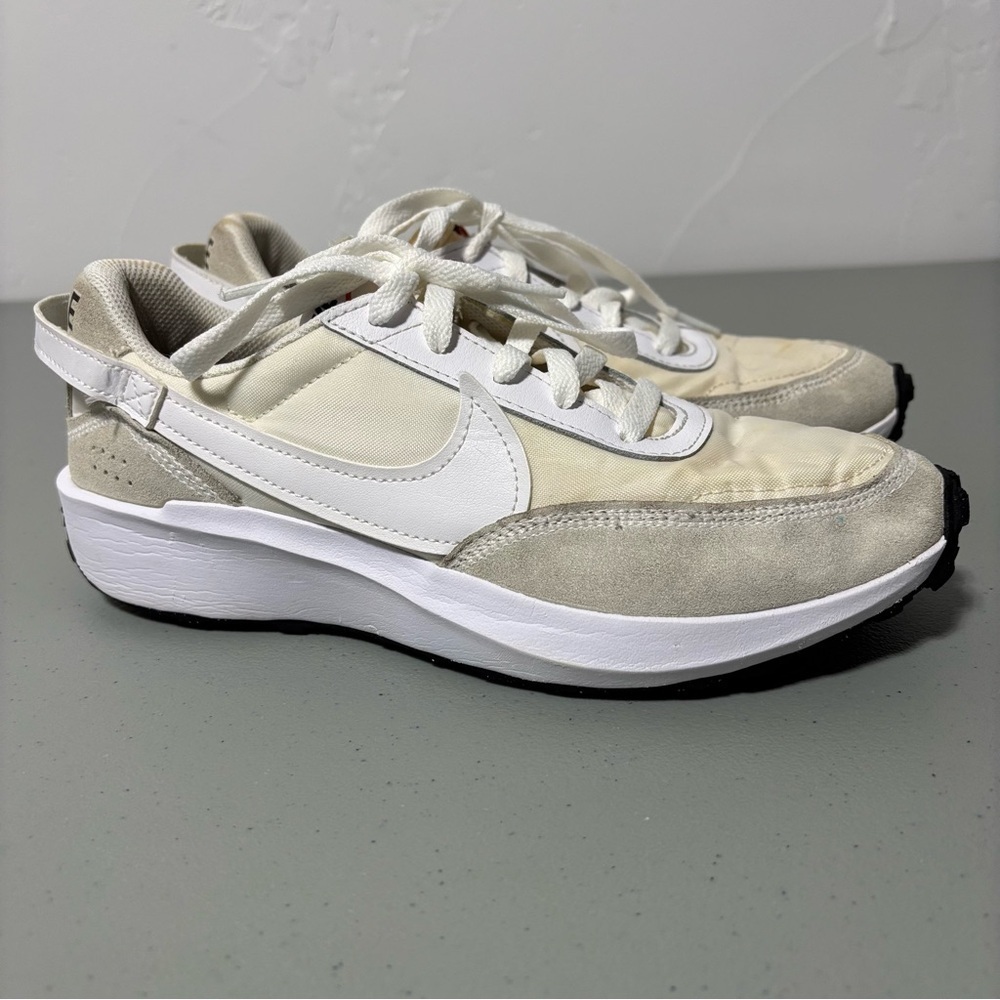 Nike Waffle Debut Women's Athletic Sneakers Size 8.5 Shoes DH9523-100